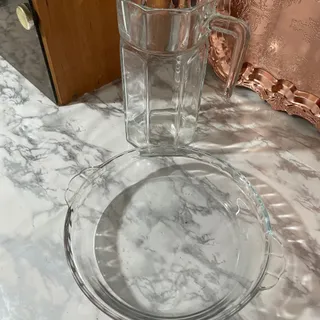 پارچ ومرغ خوری باهم