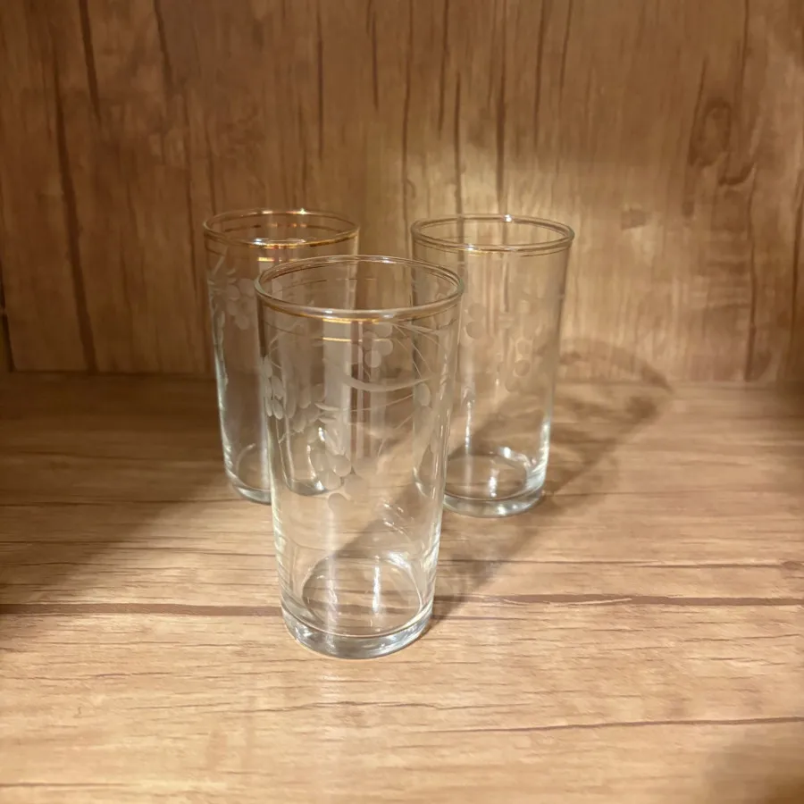 لیوان قدیمی