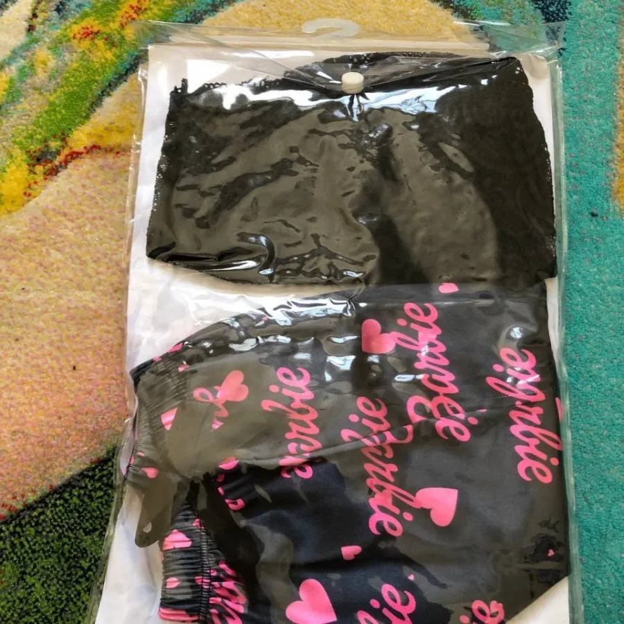 نیم تنه و شورتک