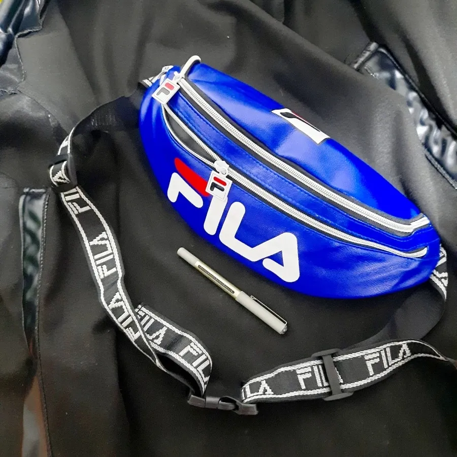 کیف کمری فیلا