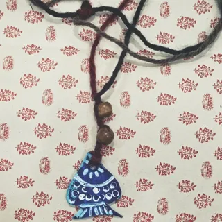 گردنبندِ ماهی آبی کوچولو