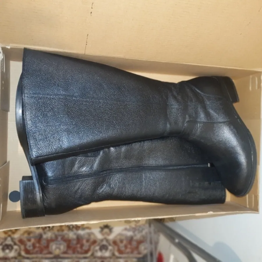 بوت نوین چرم سایز 38
