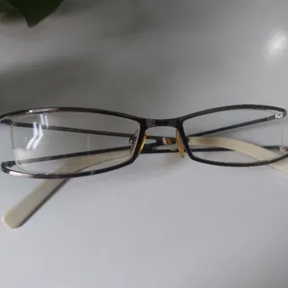 عینک طبی اسپرت