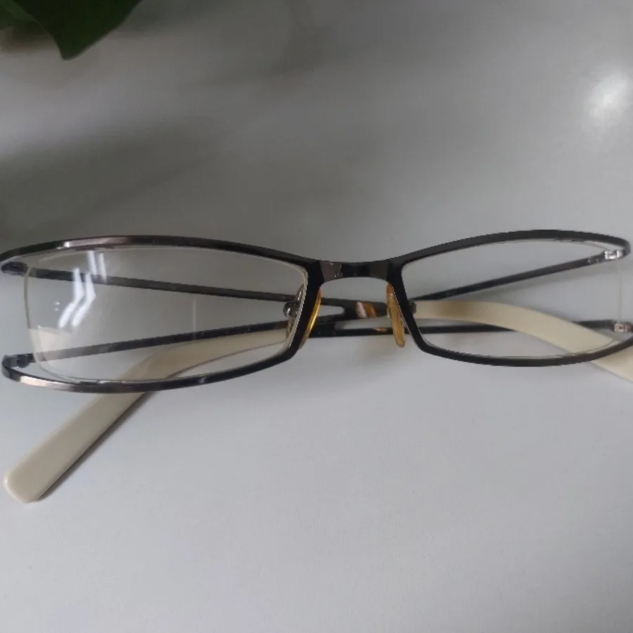 عینک طبی اسپرت