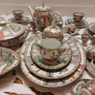 سرویس چینی گلمرغی