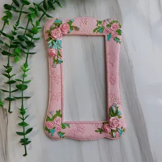 قاب عکس صورتی