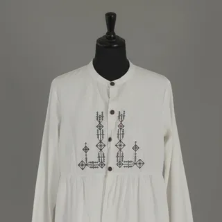 مانتو سفید طرح سنتی