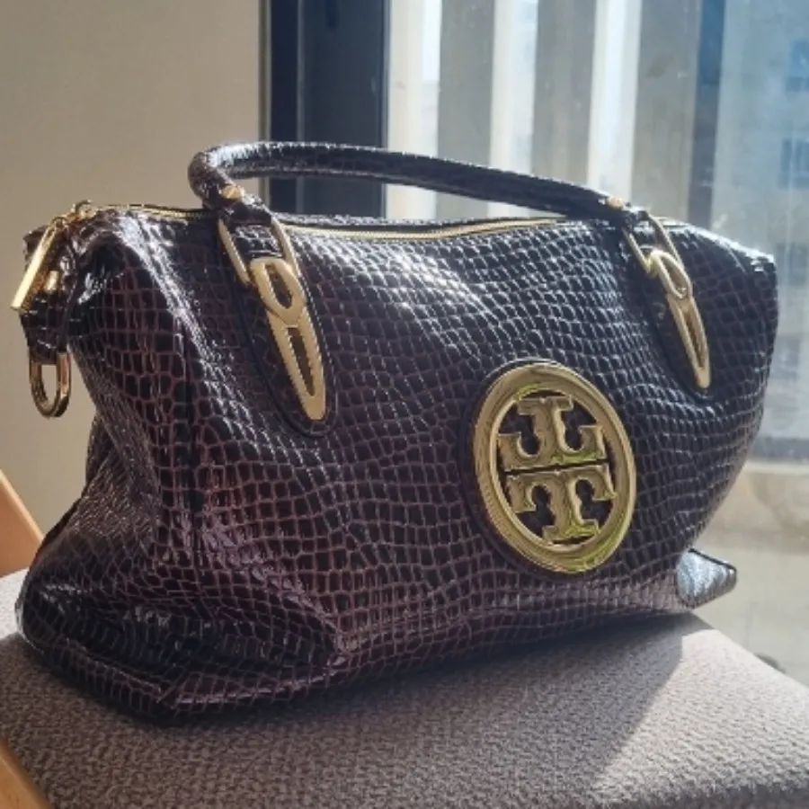 کیف چرم توری برچ