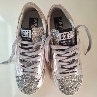 کتانی گلدن گوس