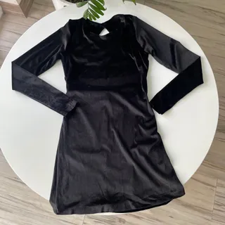 پیراهن پشت باز