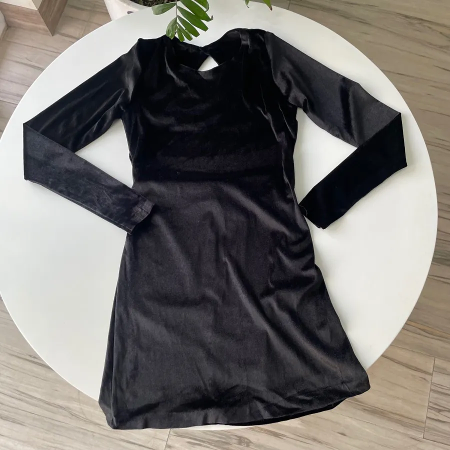 پیراهن پشت باز