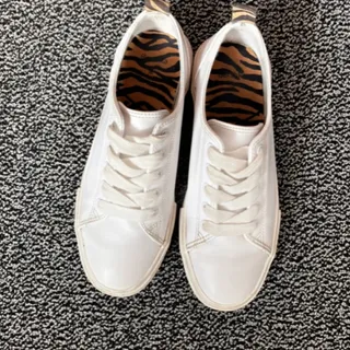 کتونی برشکا