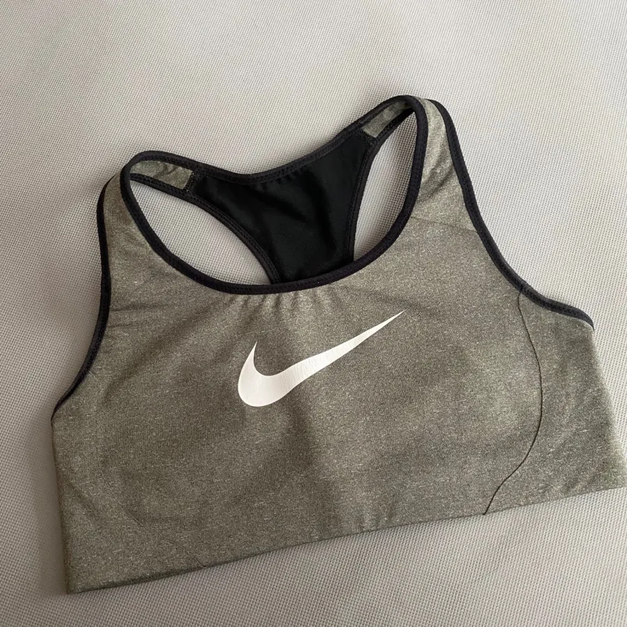 نیمتنه نایکی nike
