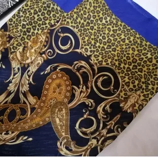 روسری ساتن