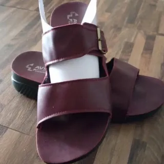 صندل زرشکی آویده مدل شاهی