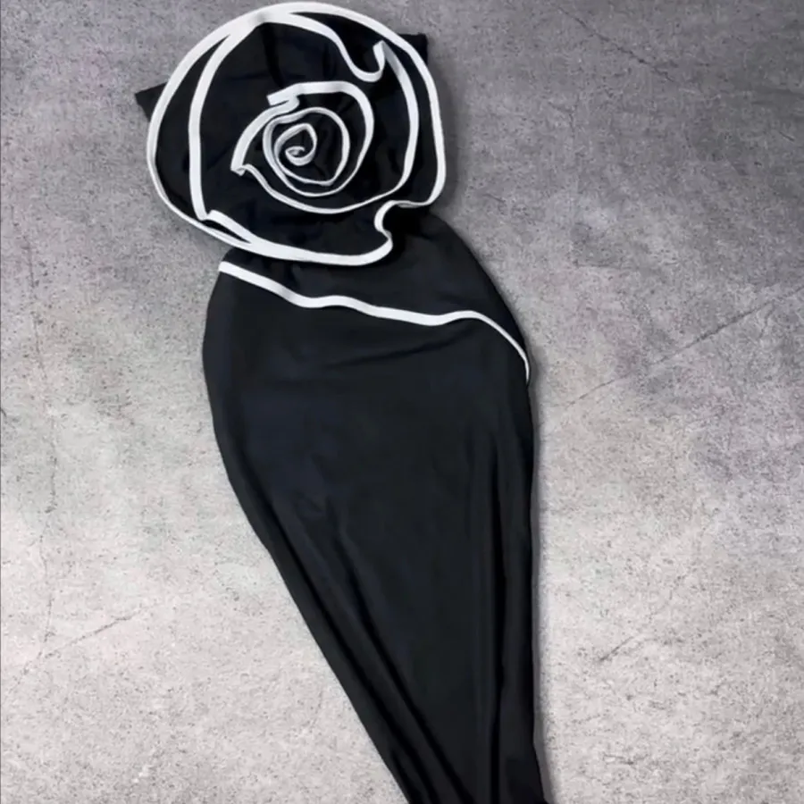 پیراهن دکلته