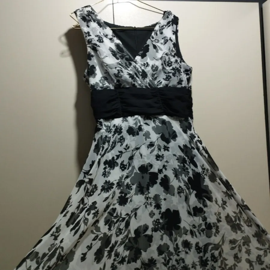 پیراهن مجلسی حریر