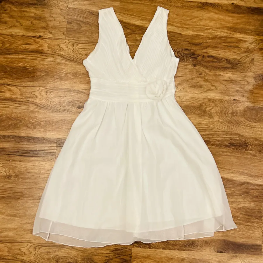 پیراهن سفید