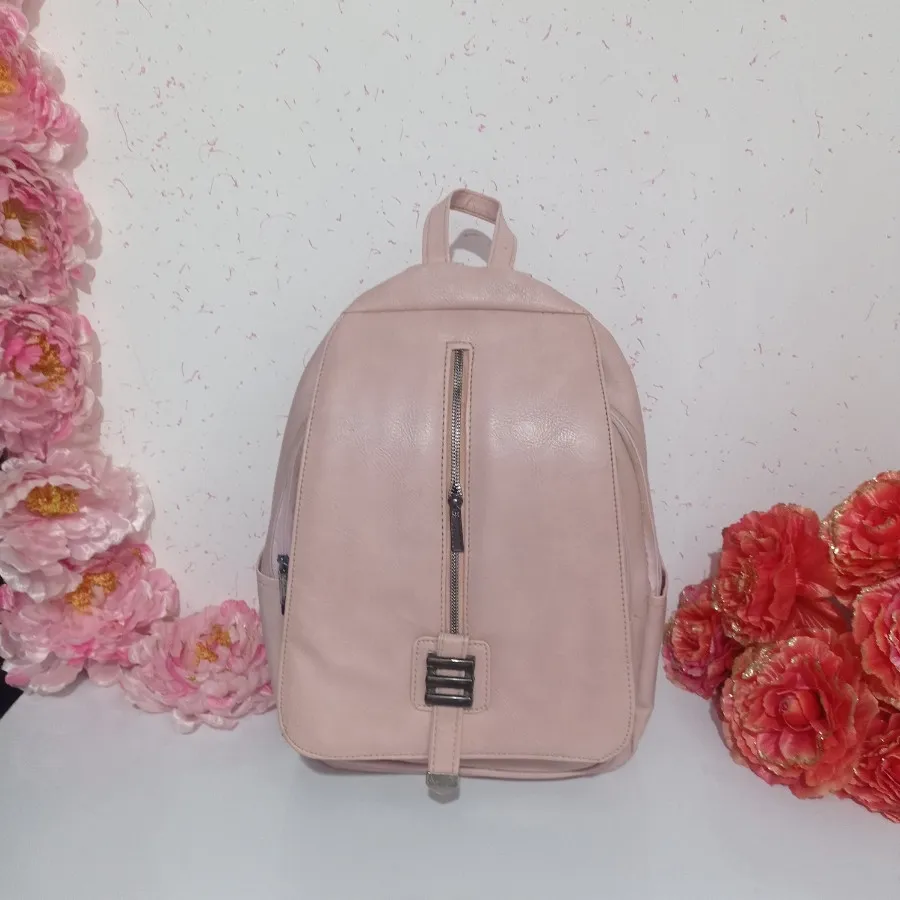 کوله پشتی زنانه و دخترانه