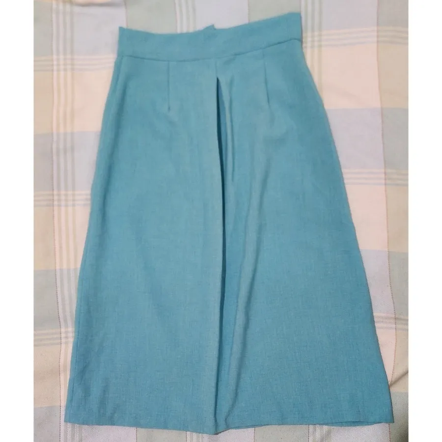 دامن فیروزه‌ای