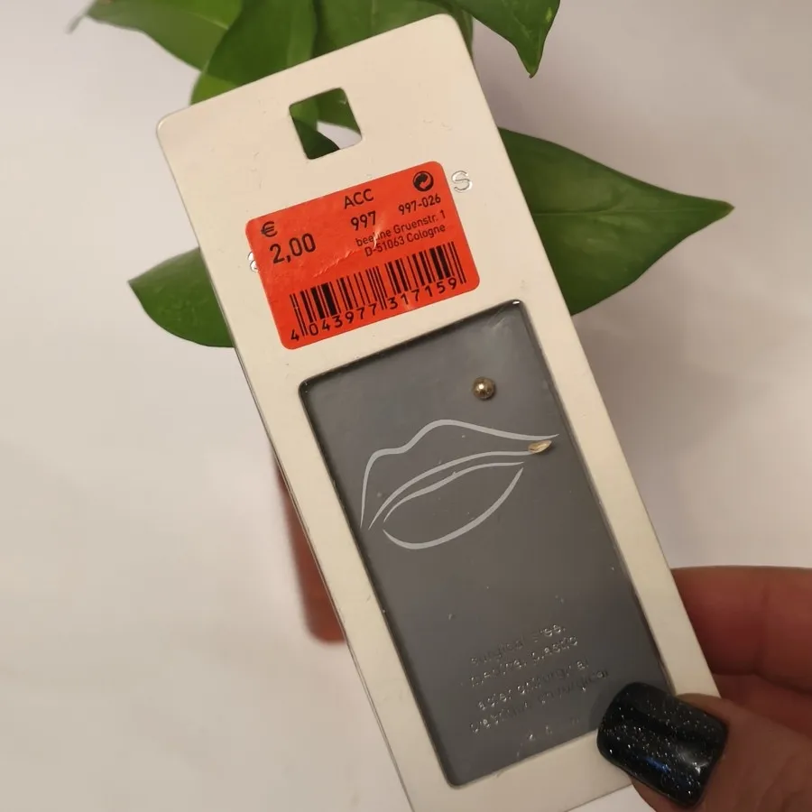 پرسینگ لب استیل