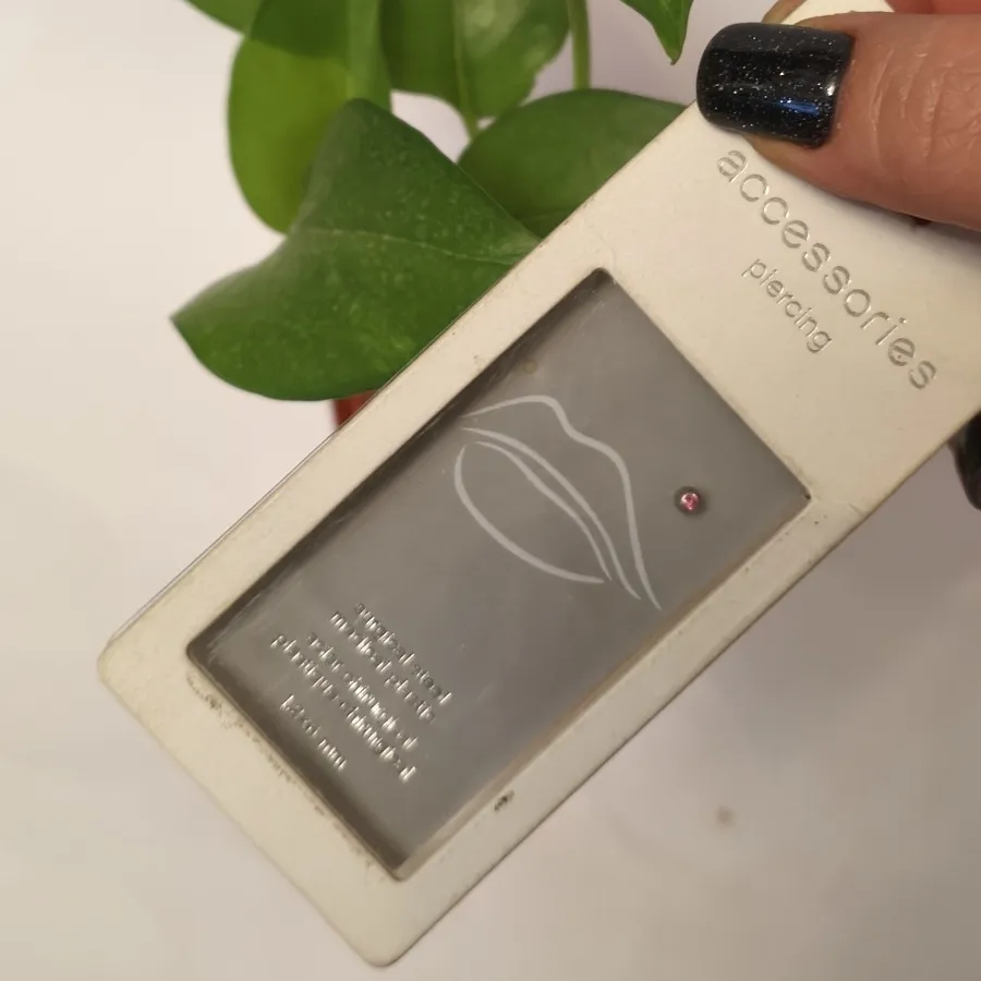 پرسینگ لب استیل