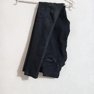 شلوار جین اسکینی