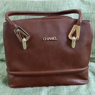 کیف چرم رنگ عسلی