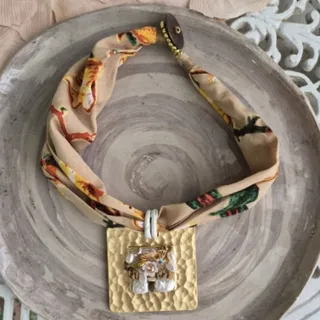 گردنبند زارا