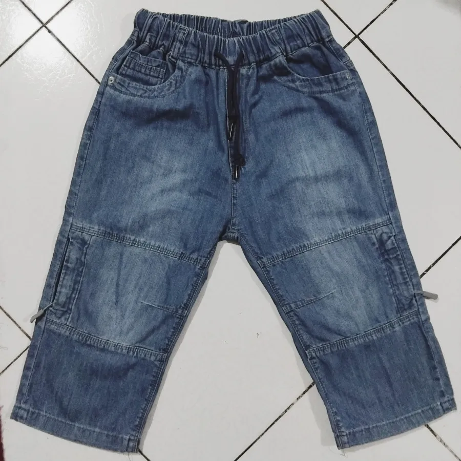 شلوار بچگانه