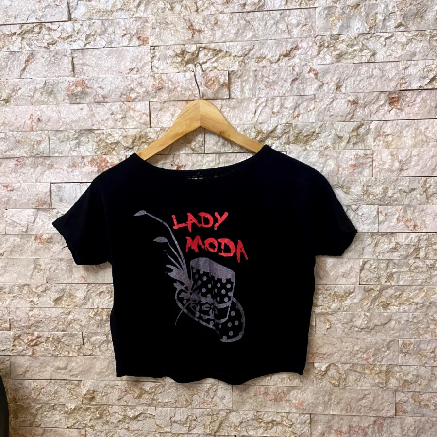 کراپ نیم تنه