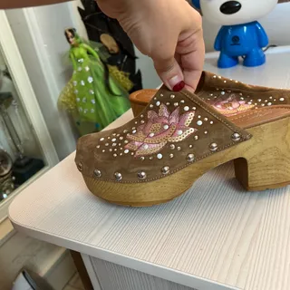 صندل اسپانیایی