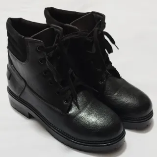 کفش نیم بوت