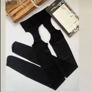 جوراب شلواری فاق باز