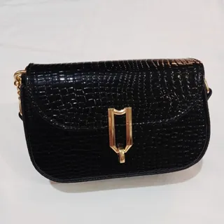 ‌کیف رو دوشی زنانه