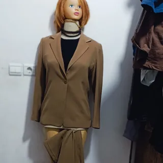 کت وشلوار مازراتی خارچی