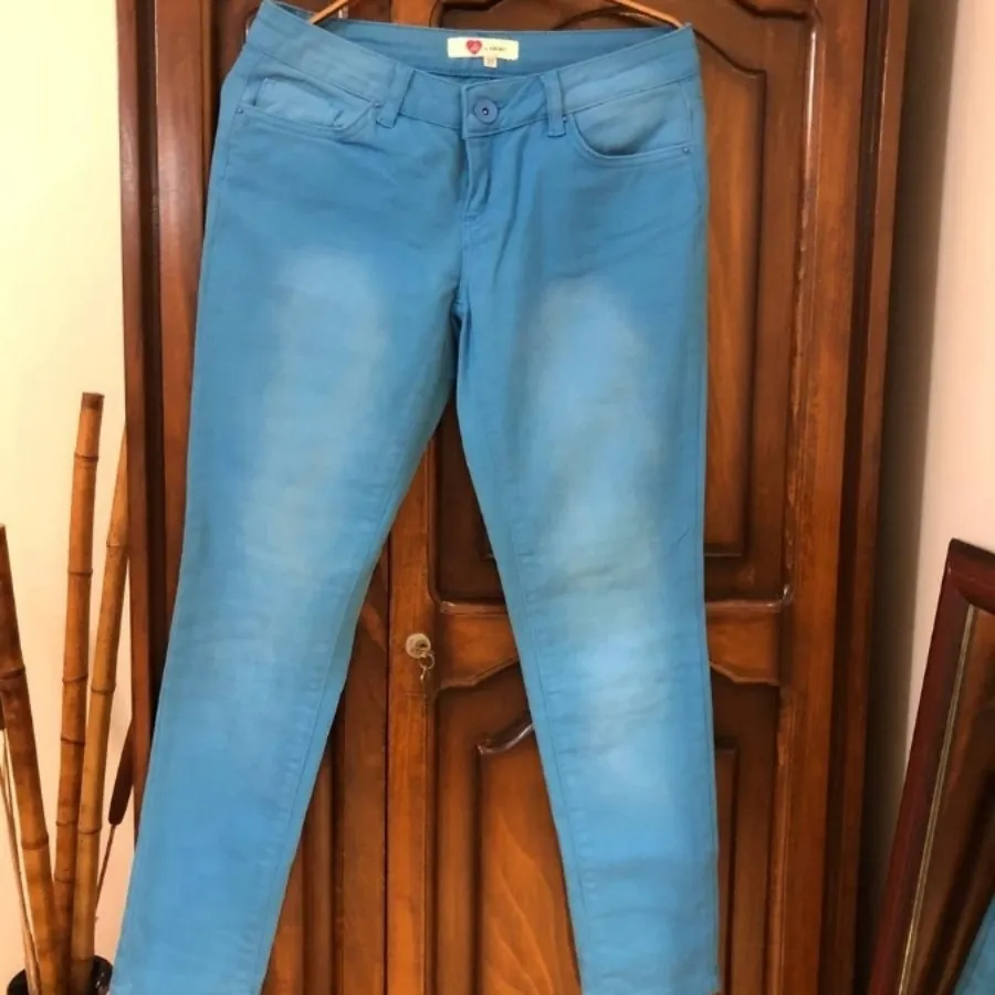 شلوار جین زنانه