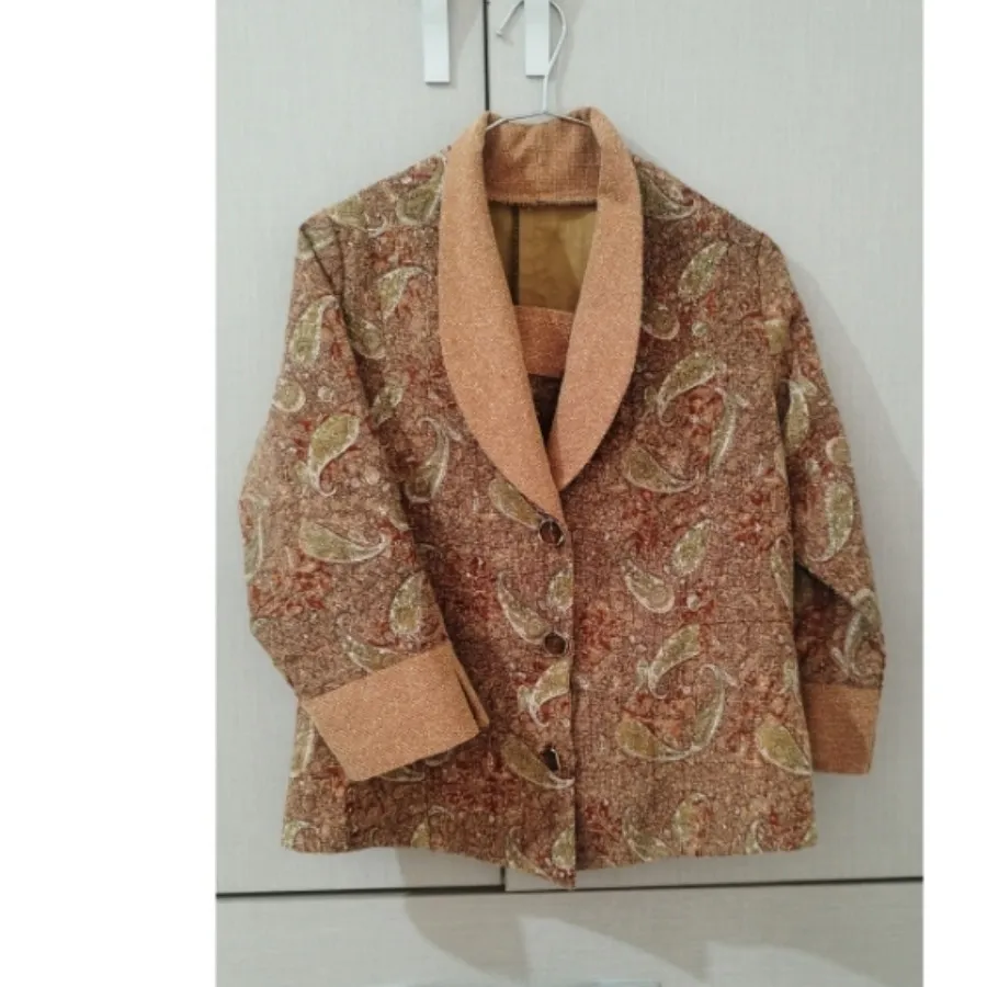 کت دامن و تاپ