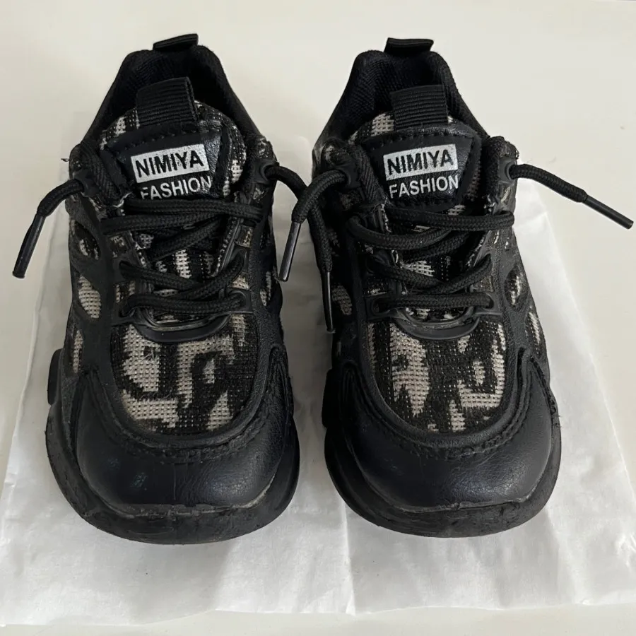 کفش خارجی طرح دیور 24