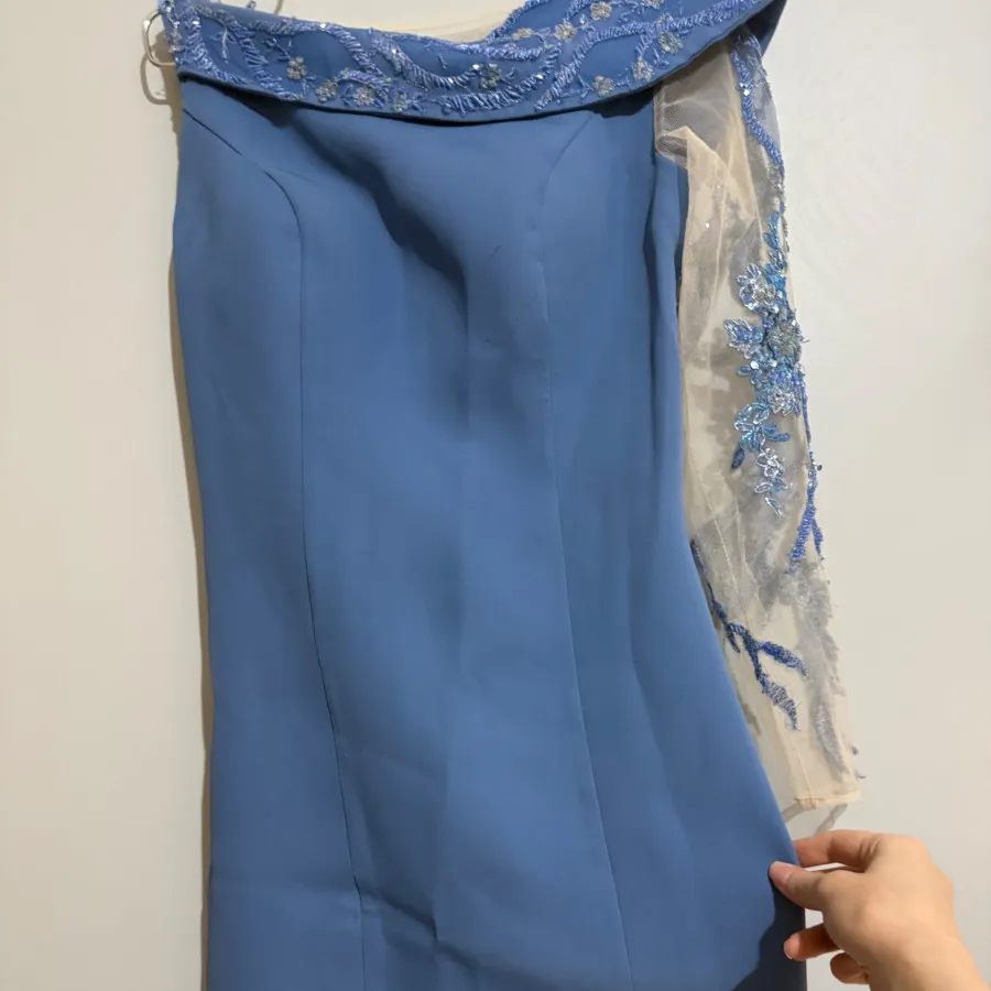 پیراهن کوتاه