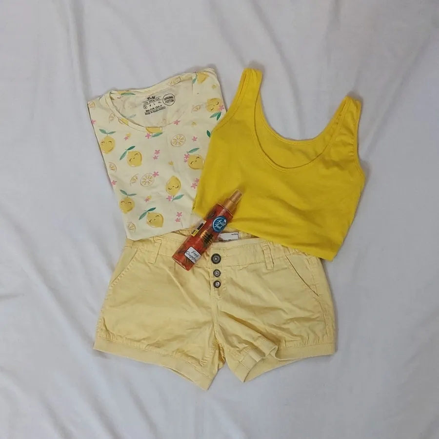 شلوارک لیمویی