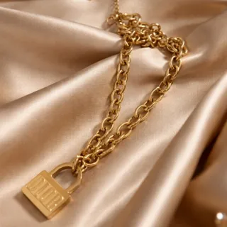 گردنبند دیور