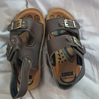 صندل چرم طبی بچه گونه
