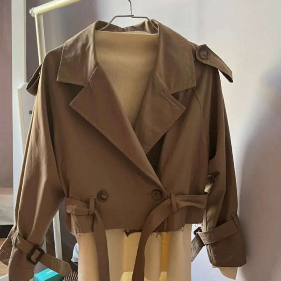 ترنچ کت کراپ نسکافه ای