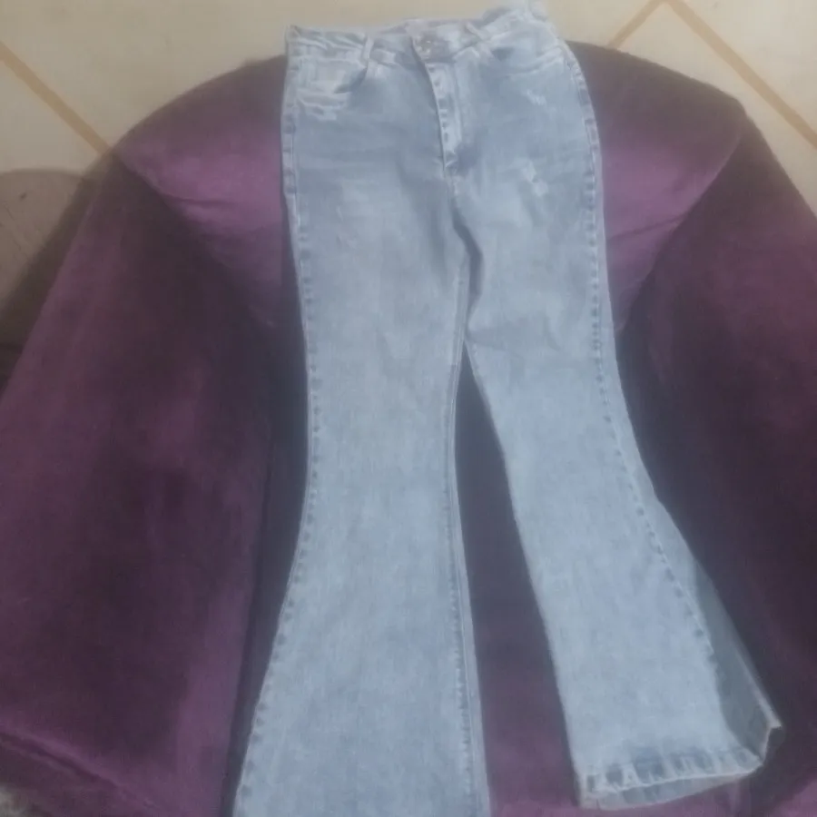 شلوار جین بوت کات