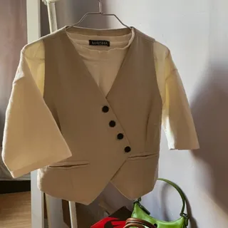 جلیقه لینن کرم روشن