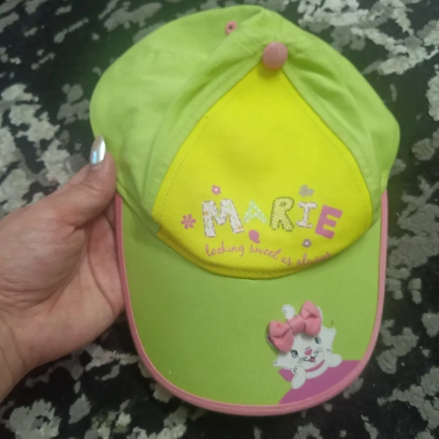 کلاه دخترانه