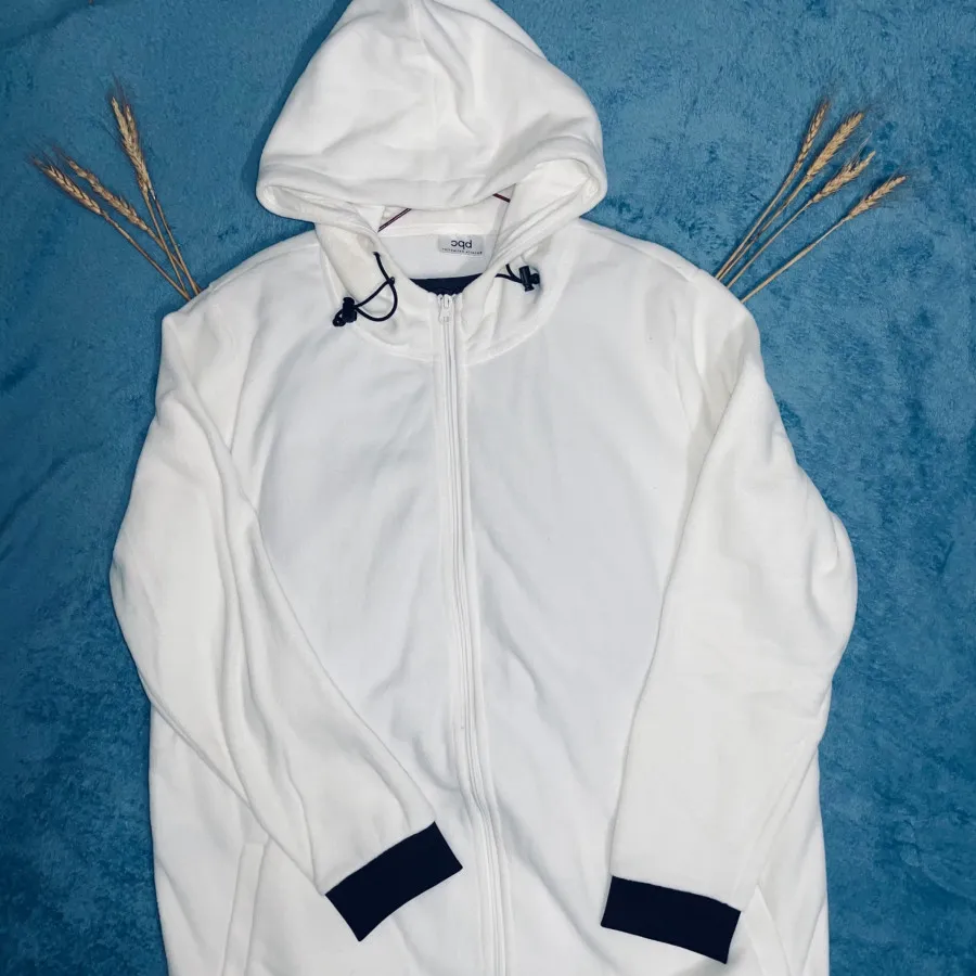 سویشرت تو‌کرکی