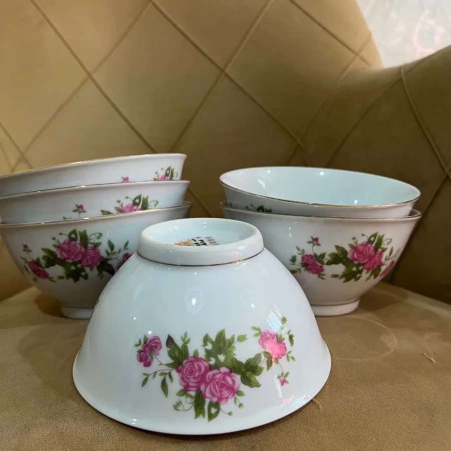 کاسه گل سرخی