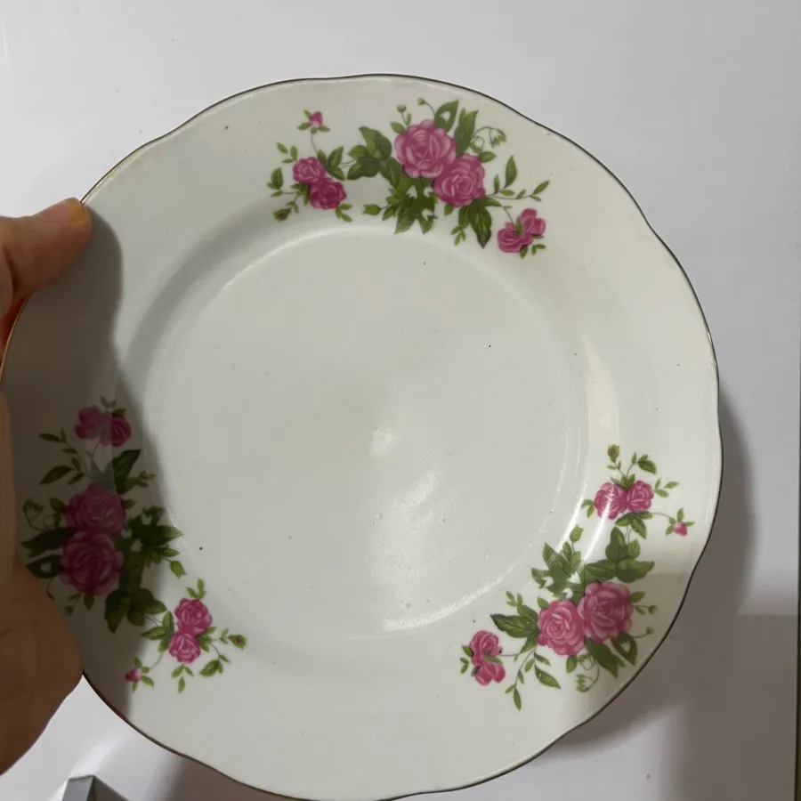 میوه خوری گل سرخی